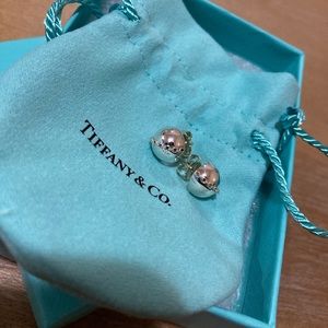 Tiffany and Co stud earrings. New!